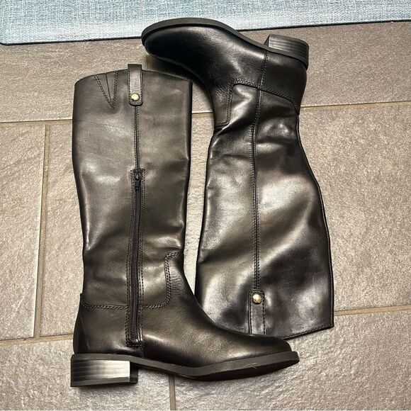 INC Fawne Riding Boots Black Leather SZ 6 Round Toe Closet Staple Minimalist - Picture 3 of 8
